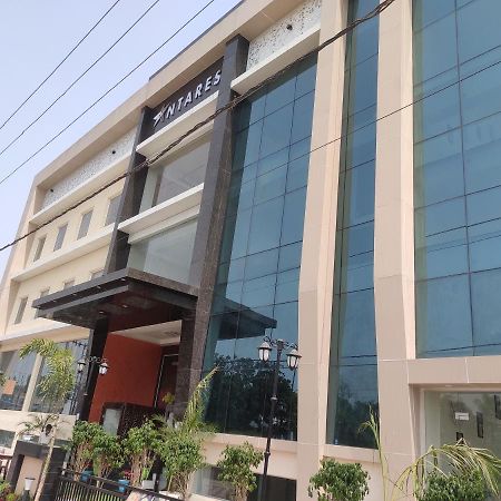 Antares By Rajlaxmi Lucknow Extérieur photo